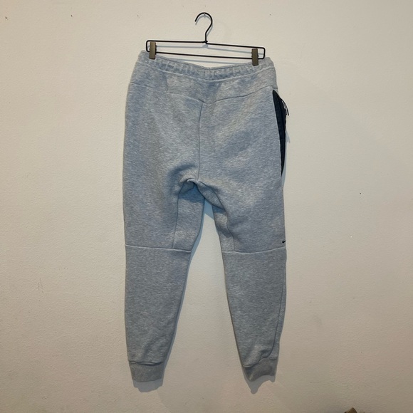 Nike tech jogger sweat pants - Picture 3 of 9